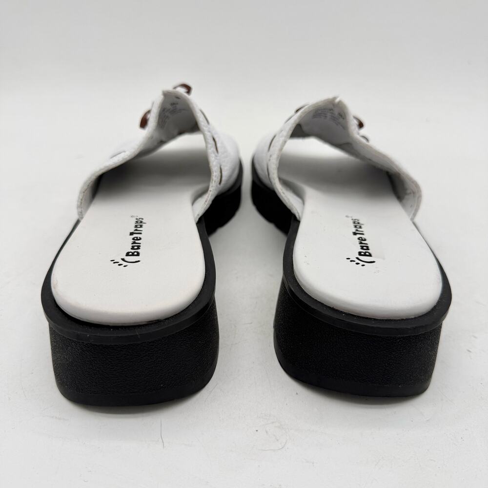 BareTraps Slip On White Pebbled Delilah Leather Sandals Women's 9 - Picture 5 of 7